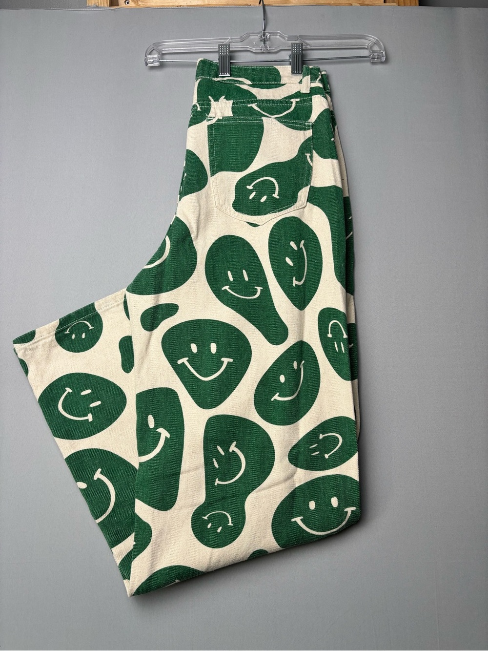 Bailey Rose Smiley Face Wide Leg Pants Women’s L Green White Graphic Casual